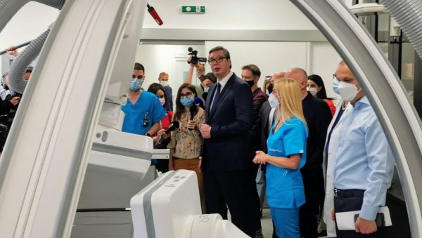 ОД 1. СЕПТЕМБРА БЕСПЛАТНИ ТУМОР МАРКЕРИ: Вучић најавио сјајне вести за грађане Србије - Верујем да можемо хиљаде живота да спасемо ОД 1. СЕПТЕМБРА БЕСПЛАТНИ ТУМОР МАРКЕРИ: Вучић најавио сјајне вести за грађане Србије - Верујем да можемо хиљаде живота да спасемо