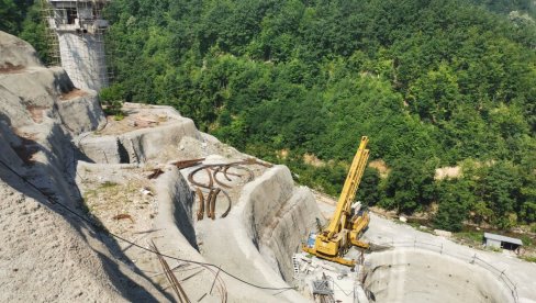 BRANA SVRAČKOVO GOTOVA DO 2027: Na Rzavu kod Arilja nastavljena izgradnja akumulacije za više opština Zlatiborskog i Moravičkog okruga BRANA SVRAČKOVO GOTOVA DO 2027: Na Rzavu kod Arilja nastavljena izgradnja akumulacije za više opština Zlatiborskog i Moravičkog okruga
