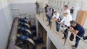 APEL NOVOSAĐANIMA DA ŠTEDE VODU ZA PIĆE: Nenamenska potrošnja uvodi restrikcije APEL NOVOSAĐANIMA DA ŠTEDE VODU ZA PIĆE: Nenamenska potrošnja uvodi restrikcije