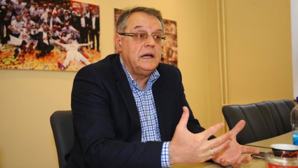 ОГЛАСИО СЕ НЕБОЈША ЧОВИЋ: Председник Звезде отвореним писмом реаговао на нападе на клуб ОГЛАСИО СЕ НЕБОЈША ЧОВИЋ: Председник Звезде отвореним писмом реаговао на нападе на клуб