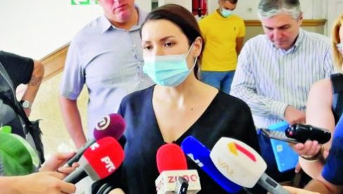 MAJKA NASTRADALOG ANDREJA: Za takvu bahatost malo je i 20 godina, moga sina više nema MAJKA NASTRADALOG ANDREJA: Za takvu bahatost malo je i 20 godina, moga sina više nema