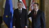 DAR OD 40 GODINA: Čime je Ivica Dačić iznenadio goste iz Mađarske