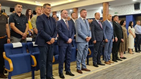 БРИГА О СВИМ ГРАЂАНИМА ХЕРЦЕГОВИНЕ: Формиран Градски одбор Народне партије Српске у Требињу (ФОТО) БРИГА О СВИМ ГРАЂАНИМА ХЕРЦЕГОВИНЕ: Формиран Градски одбор Народне партије Српске у Требињу (ФОТО)