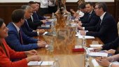PLENARNI SASTANAK DELEGACIJA SRBIJE I MAĐARSKE: Ministar Mali objavio fotografije PLENARNI SASTANAK DELEGACIJA SRBIJE I MAĐARSKE: Ministar Mali objavio fotografije