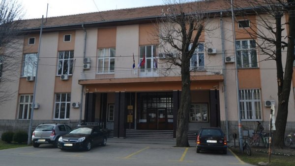 ПОДРШКА МАЛОЈ ПРИВРЕДИ: Ковин издвојио 8,7 милиона динара бесповратних средстава ПОДРШКА МАЛОЈ ПРИВРЕДИ: Ковин издвојио 8,7 милиона динара бесповратних средстава