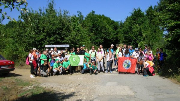 ЧУВАЈУ ПРИРОДУ ВЕЋ ДЕСЕТ ГОДИНА: Кладовско Удружење љубитеља природе Дивљина обележило деценију рада ЧУВАЈУ ПРИРОДУ ВЕЋ ДЕСЕТ ГОДИНА: Кладовско Удружење љубитеља природе Дивљина обележило деценију рада
