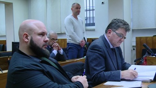 ИНСПЕКТОРИМА 14 ГОДИНА ЗАТВОРА: Бивши полицајци Срђан Радуловић и Огњен Стијак поново осуђени за диловање дроге ИНСПЕКТОРИМА 14 ГОДИНА ЗАТВОРА: Бивши полицајци Срђан Радуловић и Огњен Стијак поново осуђени за диловање дроге