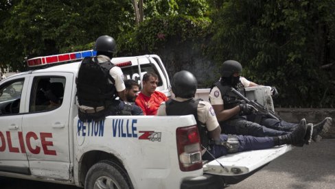 NAJMANJE 16 ČLANOVA PORODICE PRONAĐENO MRTVO: Horor na Haitiju koji je potresao naciju, policija hitno izašla na teren NAJMANJE 16 ČLANOVA PORODICE PRONAĐENO MRTVO: Horor na Haitiju koji je potresao naciju, policija hitno izašla na teren