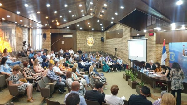 СЕДНИЦА СКУПШТИНЕ ВРАЊА: Усвојен ребаланс буџета СЕДНИЦА СКУПШТИНЕ ВРАЊА: Усвојен ребаланс буџета