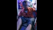 SRAMNE SCENE NA EGZITU: Nadrogirani muškarac pravio haos u Novom Sadu (VIDEO) SRAMNE SCENE NA EGZITU: Nadrogirani muškarac pravio haos u Novom Sadu (VIDEO)