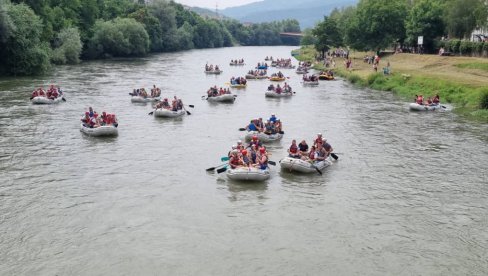 POČELA LIMSKA REGATA: Stigli ljubetelji Lima sa tri kontinenta POČELA LIMSKA REGATA: Stigli ljubetelji Lima sa tri kontinenta