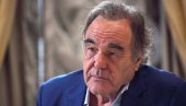 AMERIKA ŽELI RUSKE RESURSE Oliver Stoun: Rusija je po dolasku Putina postala jača AMERIKA ŽELI RUSKE RESURSE Oliver Stoun: Rusija je po dolasku Putina postala jača