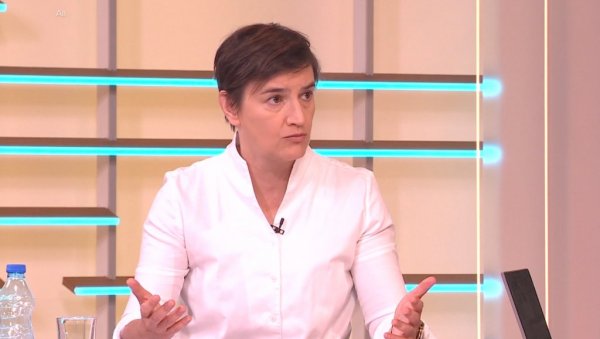 ВУЧИЋ ЈЕ ПОДВУКАО ЦРВЕНЕ ЛИНИЈЕ: Премијерка Брнабић објавила - Председникова јасна порука је да са тим нема играња ВУЧИЋ ЈЕ ПОДВУКАО ЦРВЕНЕ ЛИНИЈЕ: Премијерка Брнабић објавила - Председникова јасна порука је да са тим нема играња