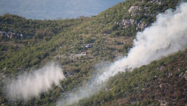 НАРЕДНИХ МЕСЕЦ ДАНА ГРАЂАНИ ДА НЕ ПАЛЕ ВАТРУ НА ОТВОРЕНОМ! Због све чешћих пожара у летњем периоду састао се Форум за безбедност Требиња НАРЕДНИХ МЕСЕЦ ДАНА ГРАЂАНИ ДА НЕ ПАЛЕ ВАТРУ НА ОТВОРЕНОМ! Због све чешћих пожара у летњем периоду састао се Форум за безбедност Требиња