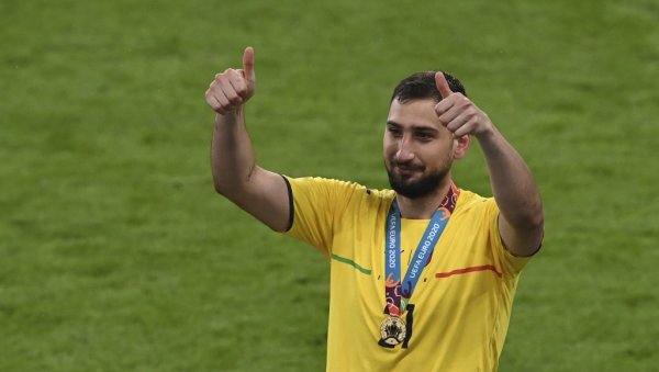ДОНАРУМА ИДЕ У ПРЕМИЈЕР ЛИГУ! Манчестер сити добија страшно појачање ДОНАРУМА ИДЕ У ПРЕМИЈЕР ЛИГУ! Манчестер сити добија страшно појачање
