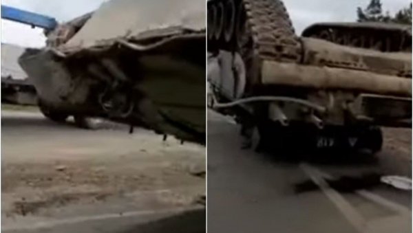 ТЕНК СЕ ПРЕВРНУО НА ПУТУ: Несвакидашња сцена на Далеком истоку Русије (ВИДЕО) ТЕНК СЕ ПРЕВРНУО НА ПУТУ: Несвакидашња сцена на Далеком истоку Русије (ВИДЕО)