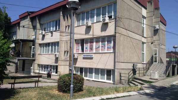 КОРОНА БРОЈКЕ У ПАРАЋИНУ: Дневно до шесторо новоинфицираних, број прегледа до 40 КОРОНА БРОЈКЕ У ПАРАЋИНУ: Дневно до шесторо новоинфицираних, број прегледа до 40