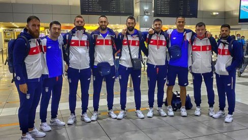 FAVORITI ZA MEDALJU: Srpski basketaši otputovali na Igre FAVORITI ZA MEDALJU: Srpski basketaši otputovali na Igre