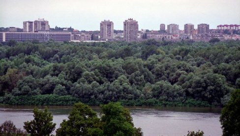 БЕОГРАД ВИШЕ НИЈЕ У ТРЦИ: За зелену престоницу Европе такмиче се Софија, Хелсинборг, Краков и Талин БЕОГРАД ВИШЕ НИЈЕ У ТРЦИ: За зелену престоницу Европе такмиче се Софија, Хелсинборг, Краков и Талин