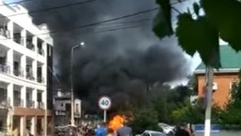 EKSPLOZIJA GASA U HOTELU U RUSIJI: Evakuisano 50 ljudi, jedna osoba poginula (VIDEO) EKSPLOZIJA GASA U HOTELU U RUSIJI: Evakuisano 50 ljudi, jedna osoba poginula (VIDEO)