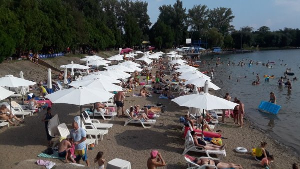 БЕСПЛАТНО ПАРКИРАЊЕ У БЕЛОЈ ЦРКВИ: Наплата се неће вршити у туристичким зонама општине БЕСПЛАТНО ПАРКИРАЊЕ У БЕЛОЈ ЦРКВИ: Наплата се неће вршити у туристичким зонама општине