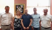 ЈАЧАЊЕ СПОРТА НА ЈУГУ ЗЕМЉЕ: Сурдулица и Лебане у фокусу Спортског савеза Србије ЈАЧАЊЕ СПОРТА НА ЈУГУ ЗЕМЉЕ: Сурдулица и Лебане у фокусу Спортског савеза Србије