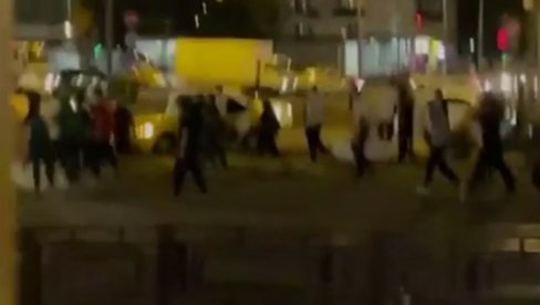 МИГРАНТИ НАПРАВИЛИ ХАОС У МОСКВИ! Стотину ухапшених, одмах добили одговор - Ви сте овде само гости (ВИДЕО) МИГРАНТИ НАПРАВИЛИ ХАОС У МОСКВИ! Стотину ухапшених, одмах добили одговор - Ви сте овде само гости (ВИДЕО)