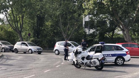 VELIKA GUŽVA NA DORĆOLU: U Dunavskoj dugačka kolona - Deo ulice zatvoren za saobraćaj (VIDEO) VELIKA GUŽVA NA DORĆOLU: U Dunavskoj dugačka kolona - Deo ulice zatvoren za saobraćaj (VIDEO)