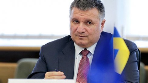 ОБЕЛОДАЊЕНО: Ево зашто је украјински министар полиције поднео оставку ОБЕЛОДАЊЕНО: Ево зашто је украјински министар полиције поднео оставку