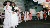 KREĆE KARAVAN BANATSKE BAJKE: Domaćini iz Aradaca spremno isčekuju goste KREĆE KARAVAN BANATSKE BAJKE: Domaćini iz Aradaca spremno isčekuju goste