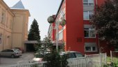 КОРОНА У РУДНИЧКО-ТАКОВСКОМ КРАЈУ: Преминуо један пацијент, у ковид зони деветоро КОРОНА У РУДНИЧКО-ТАКОВСКОМ КРАЈУ: Преминуо један пацијент, у ковид зони деветоро