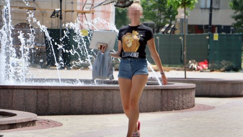 VREMENSKA PROGNOZA ZA SEDAM DANA: Vraćaju nam se letnje temperature, sledeće nedelje ćemo se kuvati na +30 VREMENSKA PROGNOZA ZA SEDAM DANA: Vraćaju nam se letnje temperature, sledeće nedelje ćemo se kuvati na +30