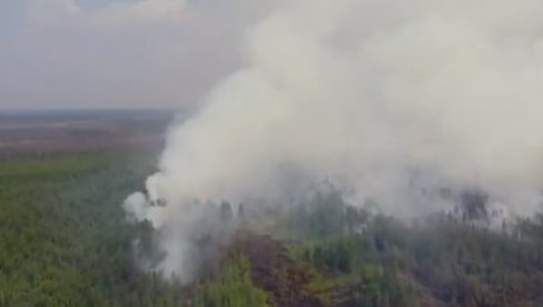 NEZABELEŽENI POŽARI U SIBIRU: Vatra zahvatila gotovo 800.000 hektara zemlje (VIDEO) NEZABELEŽENI POŽARI U SIBIRU: Vatra zahvatila gotovo 800.000 hektara zemlje (VIDEO)