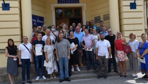 PODRŽANO 46 PROJEKATA: Leskovac izdvojio 12 miliona dinara za kulturu PODRŽANO 46 PROJEKATA: Leskovac izdvojio 12 miliona dinara za kulturu