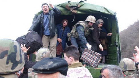 СРБЕ ОПТУЖУЈУ, ДА БИ ИХ НАПАЛИ: Приштина покушава да окриви наше сународнике за тровање водом (ФОТО) СРБЕ ОПТУЖУЈУ, ДА БИ ИХ НАПАЛИ: Приштина покушава да окриви наше сународнике за тровање водом (ФОТО)