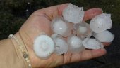 GRAD TUKAO I REKOVAC: Najteže pogođeno selo Lomnica, šteta će tek biti procenjena GRAD TUKAO I REKOVAC: Najteže pogođeno selo Lomnica, šteta će tek biti procenjena