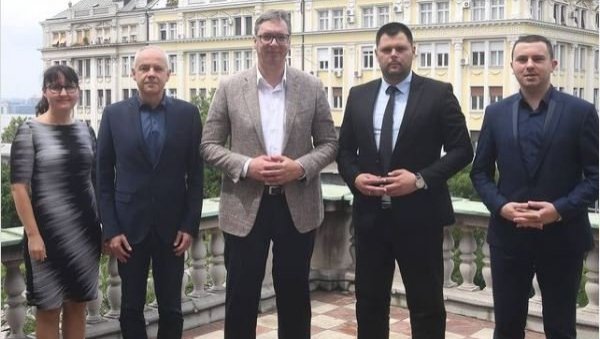 ВУЧИЋ УГОСТИО МАРКА КОВАЧЕВИЋА: За блиску и братску сарадњу Београда и Никшића (ФОТО) ВУЧИЋ УГОСТИО МАРКА КОВАЧЕВИЋА: За блиску и братску сарадњу Београда и Никшића (ФОТО)