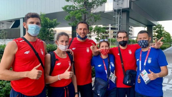 ВЕСЛАЧИ ИЗАШЛИ ИЗ КАРАНТИНА: Наши репрезентативци у Олимпијском селу! ВЕСЛАЧИ ИЗАШЛИ ИЗ КАРАНТИНА: Наши репрезентативци у Олимпијском селу!