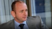 КНЕЖЕВИЋ ПОРУЧИО ЂИЛАСУ: Инжињеру - ту сам, да се састанемо на твојој телевизији КНЕЖЕВИЋ ПОРУЧИО ЂИЛАСУ: Инжињеру - ту сам, да се састанемо на твојој телевизији