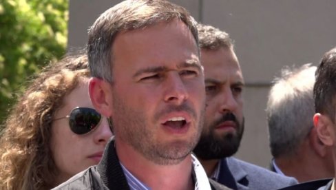 RASKRINKANE LAŽI MIKIJA ALEKSIĆA O POLICAJCU Iz MUP-a poručili: Zgranuti smo njegovom drskošću (FOTO) RASKRINKANE LAŽI MIKIJA ALEKSIĆA O POLICAJCU Iz MUP-a poručili: Zgranuti smo njegovom drskošću (FOTO)