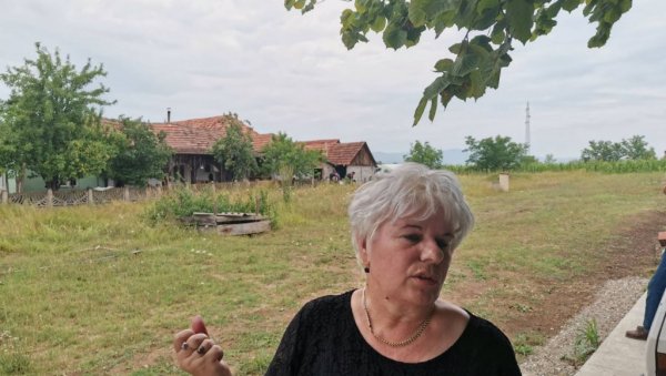 ОН МОЖЕ СВАКОМЕ ДА НАУДИ: Потресна исповест ћерке након убиства у Варварину, Аранђел више пута био на лечењу ОН МОЖЕ СВАКОМЕ ДА НАУДИ: Потресна исповест ћерке након убиства у Варварину, Аранђел више пута био на лечењу