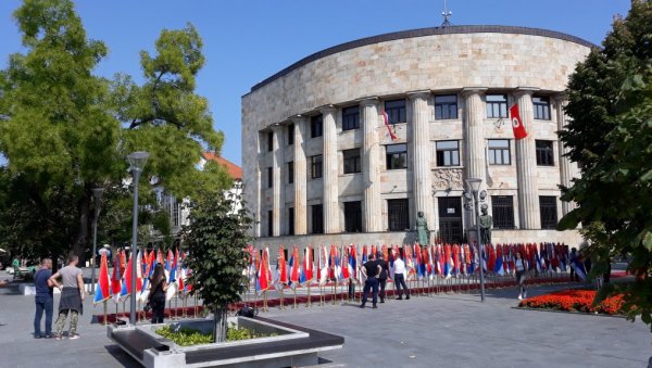 ОПОЗИЦИЈА ОШТРО ПРОТИВ СПАЈАЊА: Сукоб око идеје за обједињавање функција председника РС И члана Председиштва БиХ из РС ОПОЗИЦИЈА ОШТРО ПРОТИВ СПАЈАЊА: Сукоб око идеје за обједињавање функција председника РС И члана Председиштва БиХ из РС
