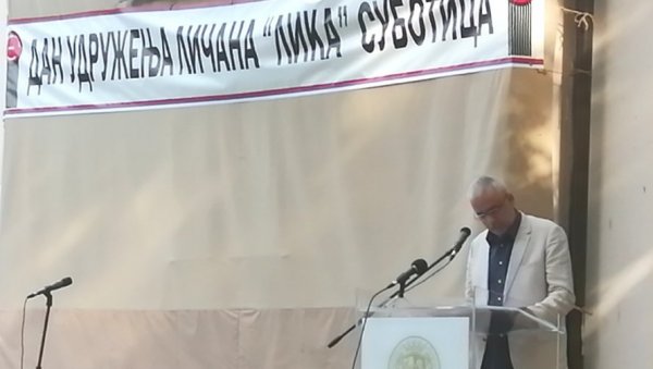 ЧУВАРИ ИМЕНА ГЕНИЈА ИЗ СМИЉАНА: Личани у Суботици обележили Дан Николе Тесле (ФОТО) ЧУВАРИ ИМЕНА ГЕНИЈА ИЗ СМИЉАНА: Личани у Суботици обележили Дан Николе Тесле (ФОТО)