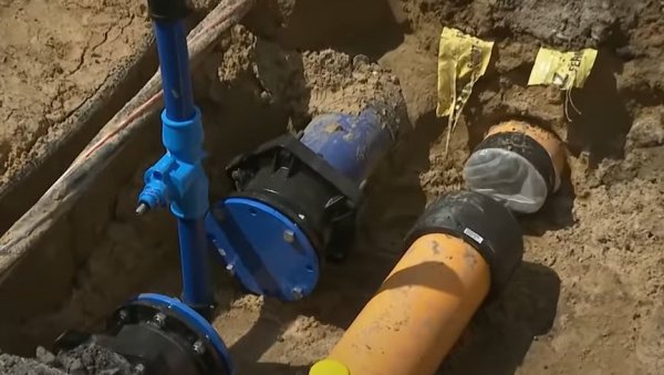 ПРВО ОБНОВА ЦЕВОВОДА, ПА ПРЕРАДА ВОДЕ: Град објавио два пројекта, део система за каналисање отпадне течности ПРВО ОБНОВА ЦЕВОВОДА, ПА ПРЕРАДА ВОДЕ: Град објавио два пројекта, део система за каналисање отпадне течности