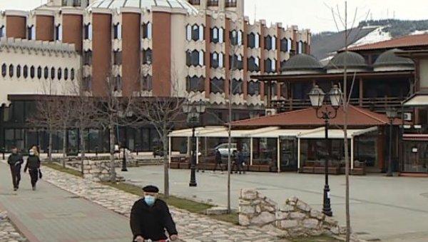 ЗАЈЕДНО ЗА ЛЕЧЕЊЕ МЕРЈЕМ И ЛАНЕ: Девојчицама неопходна значајна финансијска средства за терапије и лакши живот ЗАЈЕДНО ЗА ЛЕЧЕЊЕ МЕРЈЕМ И ЛАНЕ: Девојчицама неопходна значајна финансијска средства за терапије и лакши живот