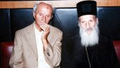 EVO KO JE ČOVEK KOJEG JE PATRIJARH PAVLE POLJUBIO U RUKU: LJuban Jednak svedok ustaškog pokolja u glinskoj crkvi (FOTO)