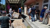 ROD MIO MA GDE BIO: Velika pomoć stigla Srbima u selo Čovac kod Okučana ROD MIO MA GDE BIO: Velika pomoć stigla Srbima u selo Čovac kod Okučana