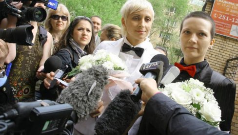 RUSKO NJET SUDU: Moskva nezadovoljna odlukom strazburškog tribunala, ne nameravaju da otpočnu priznavanje istopolnih brakova RUSKO NJET SUDU: Moskva nezadovoljna odlukom strazburškog tribunala, ne nameravaju da otpočnu priznavanje istopolnih brakova