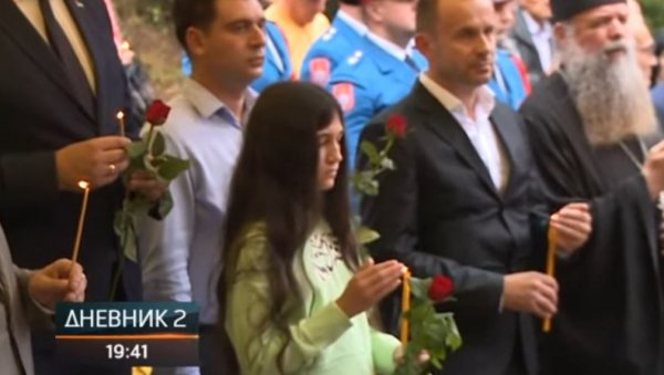 УСТАШЕ СУ ОВДЕ УБИЛЕ 75 ДЕЦЕ МЛАЂЕ ОД 14 ГОДИНА: Додик под Козаром - мржња због које су страдали Срби у НДХ није смањена (ВИДЕО) УСТАШЕ СУ ОВДЕ УБИЛЕ 75 ДЕЦЕ МЛАЂЕ ОД 14 ГОДИНА: Додик под Козаром - мржња због које су страдали Срби у НДХ није смањена (ВИДЕО)