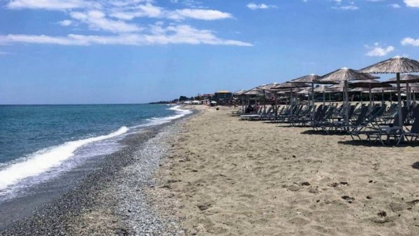ПЛАТИЛИ СТЕ 10, А МОРАЛИ ДА СКРАТИТЕ ОДМОР НА 6 ДАНА? Ево која су права и обавезе гостију и власника смештаја у оваквим случајевима ПЛАТИЛИ СТЕ 10, А МОРАЛИ ДА СКРАТИТЕ ОДМОР НА 6 ДАНА? Ево која су права и обавезе гостију и власника смештаја у оваквим случајевима